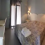 Efrosini Village ホテル カテリオス