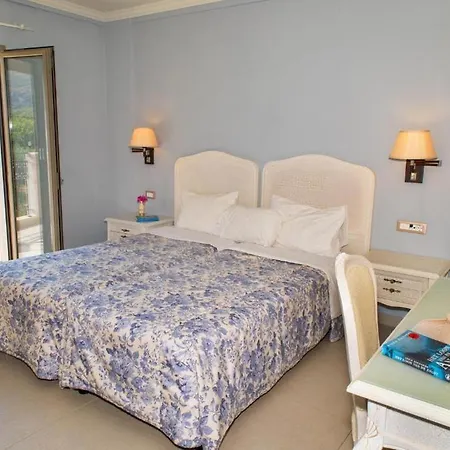 Efrosini Village 3* كاتيليوس