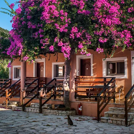 מלון Efrosini Village 3*