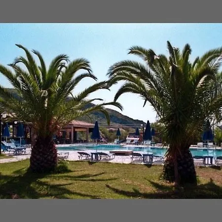 Efrosini Village 3* קאטליוס