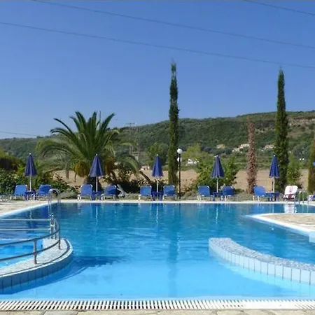 מלון Efrosini Village קאטליוס